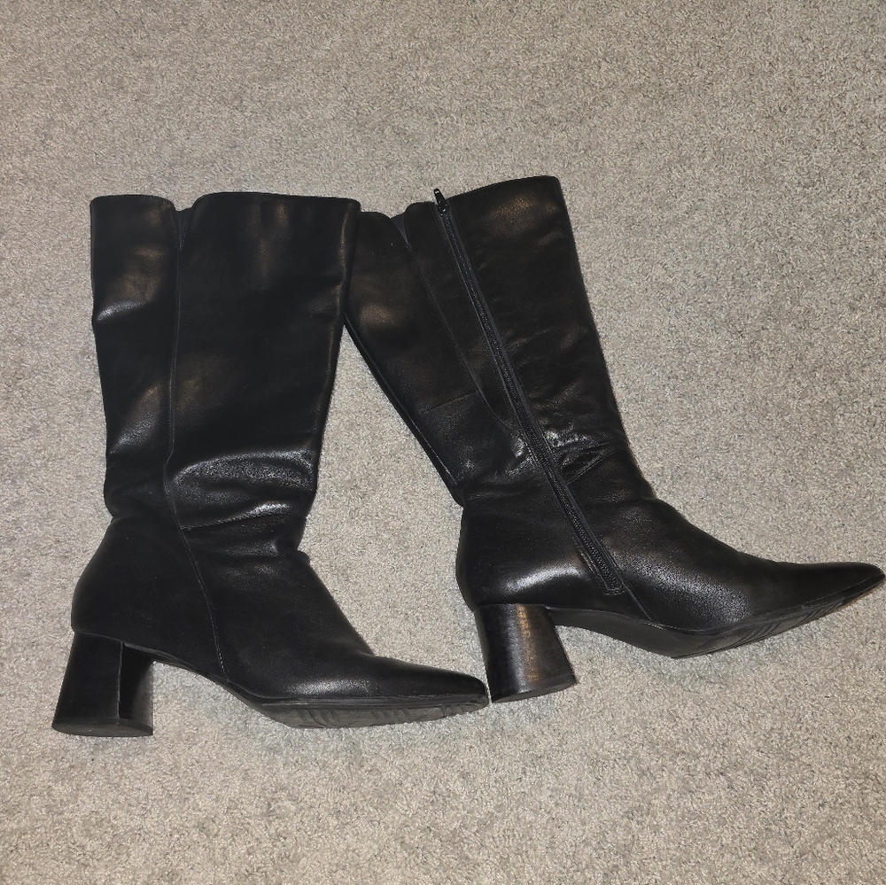 Naturalizer Black Heeled Boots Size 10W